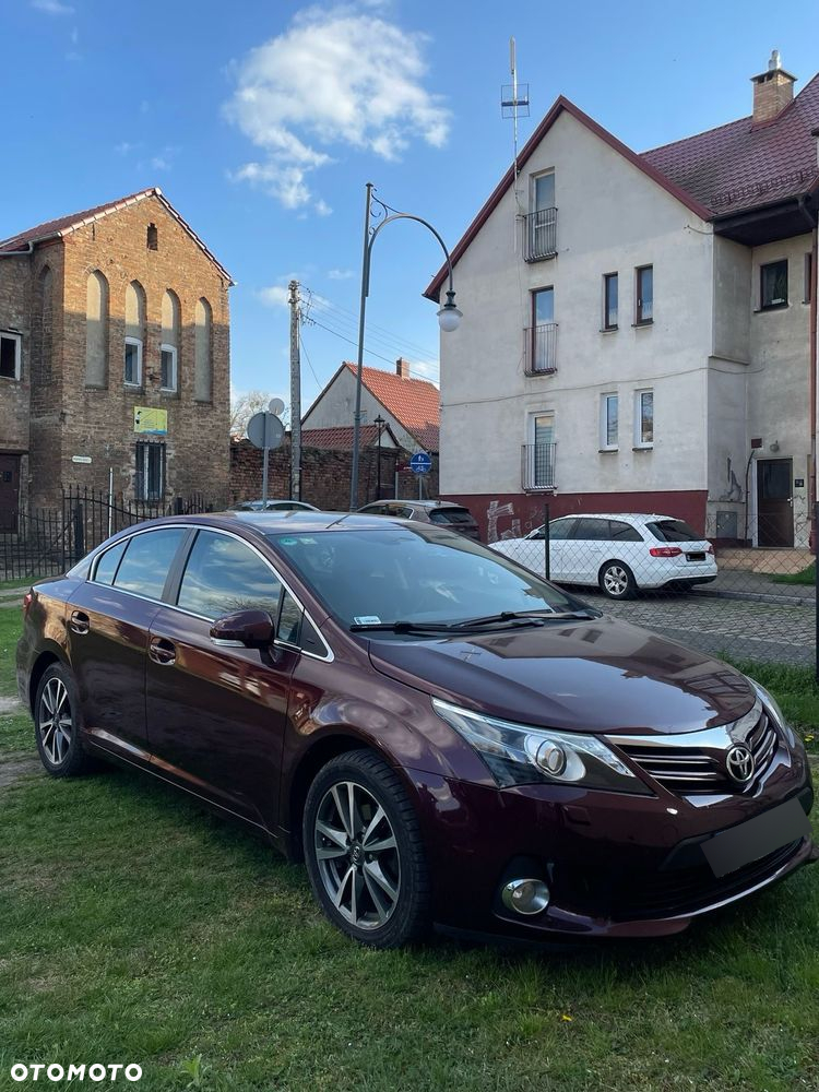Toyota Avensis 1.8 Premium - 6