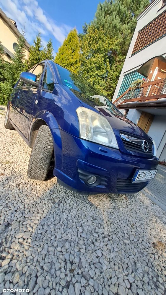 Opel Meriva 1.6 Essentia - 2