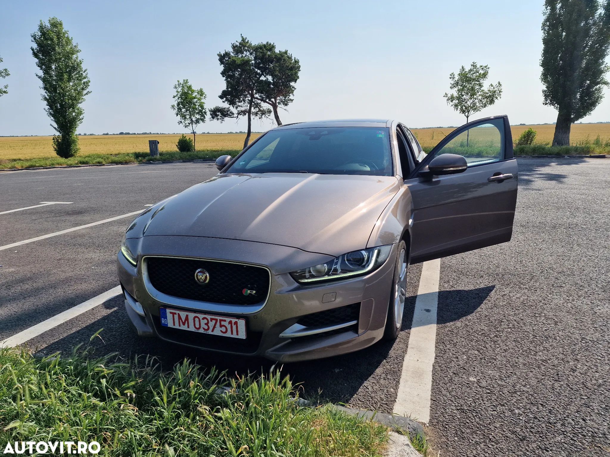 Jaguar XE 20d AWD Aut. R-Sport - 1