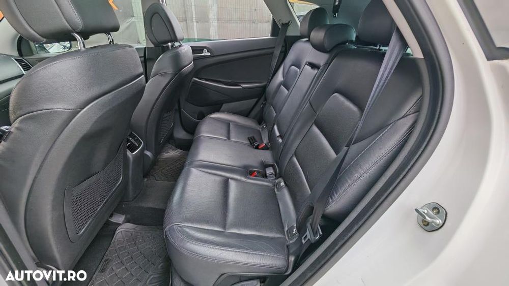 Hyundai Tucson blue 1.7 CRDi 2WD Passion - 12