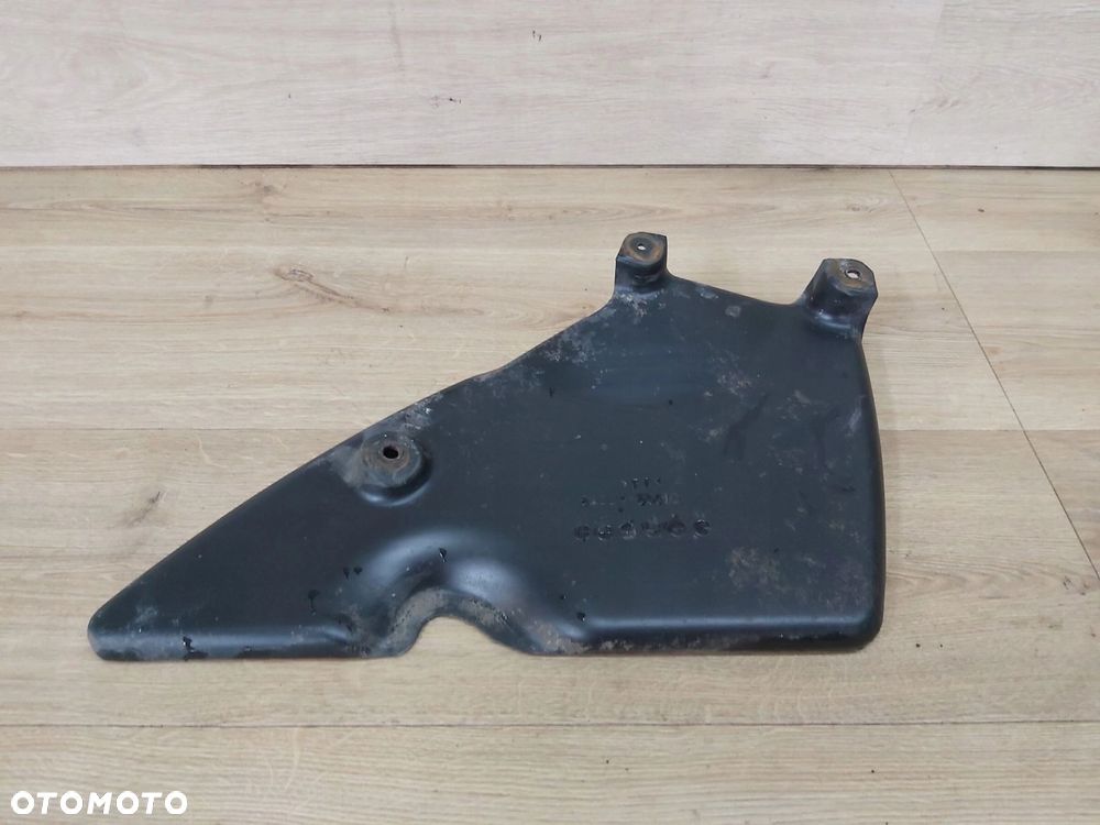 LEXUS LS 430 osłona podwozia podłogi lewy tył 52384-50010 - 2