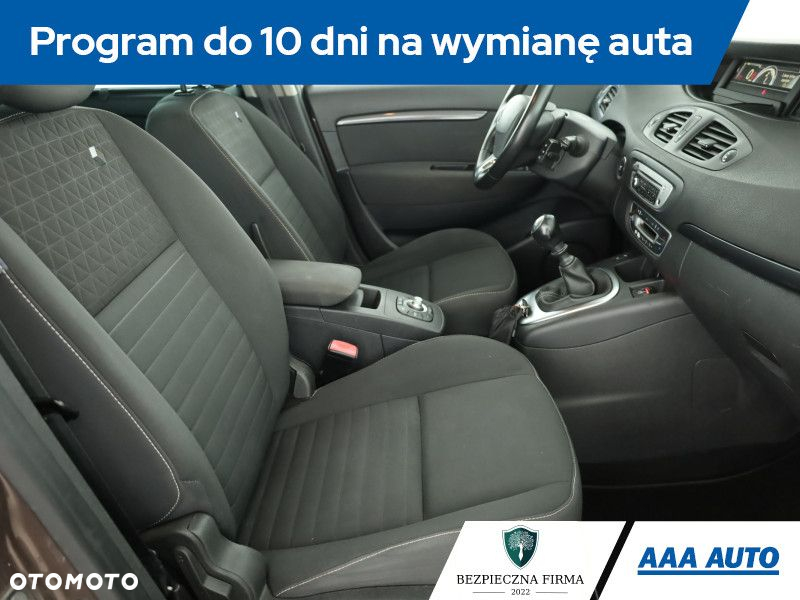 Renault Scenic - 8