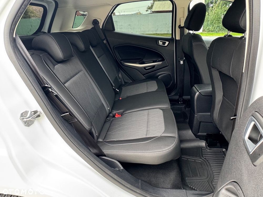 Ford EcoSport - 11