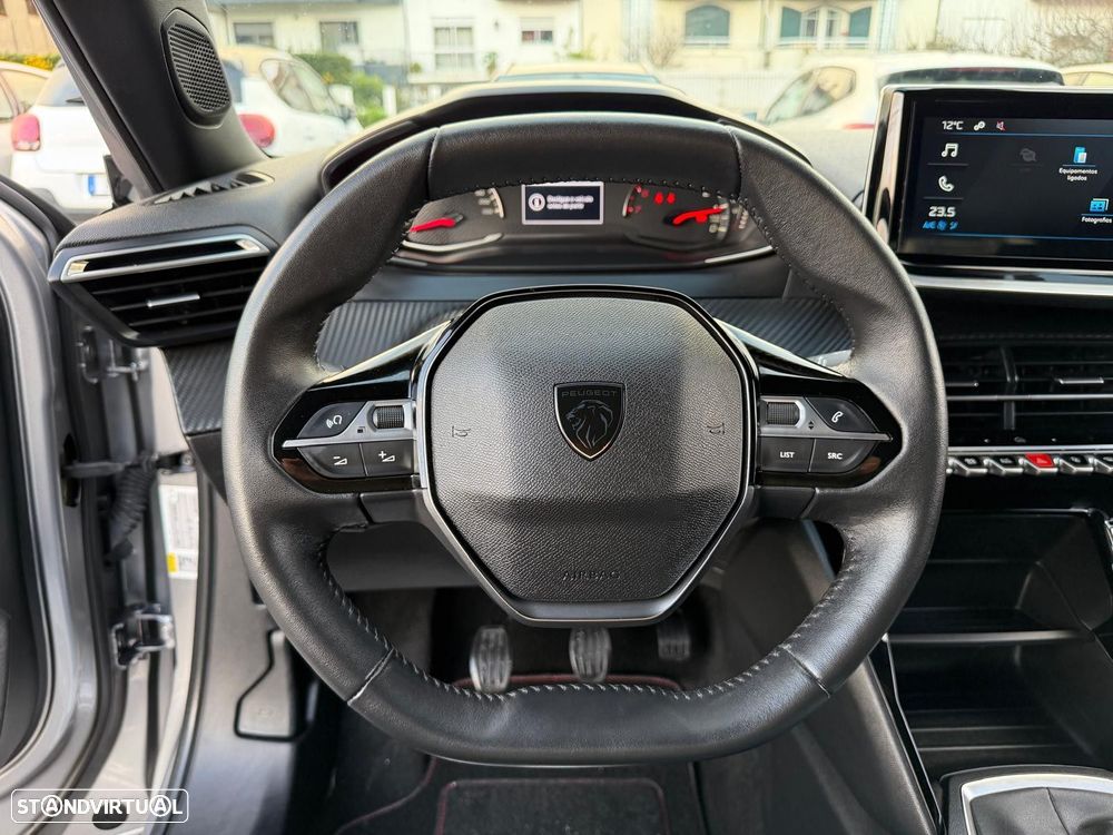 Peugeot 2008 1.2 PureTech Style - 19