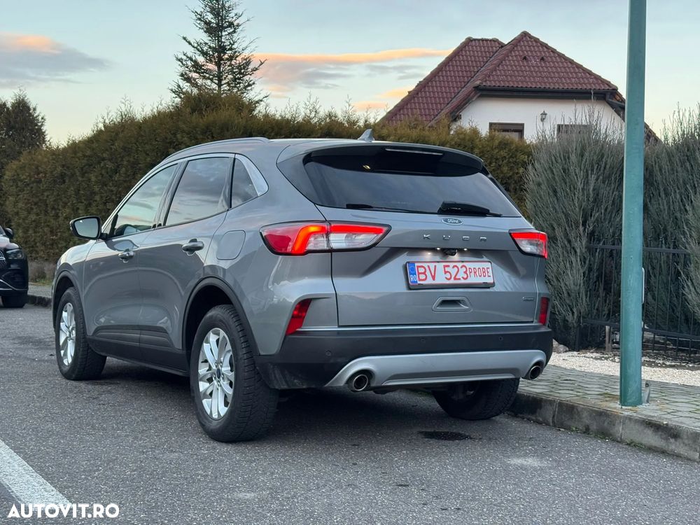 Ford Kuga - 8