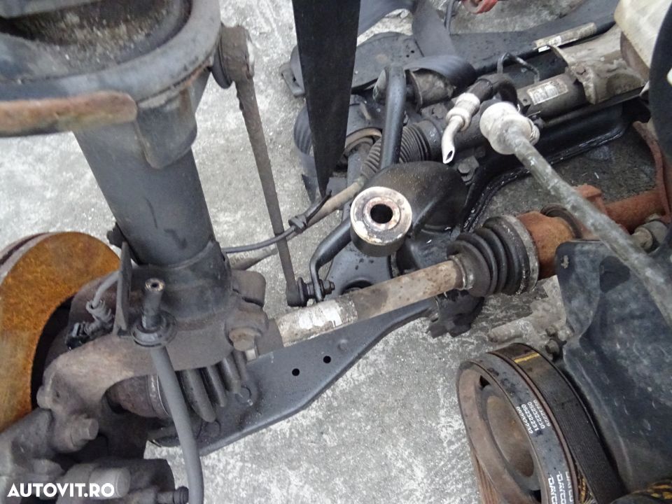 Planetara stanga dreapta Ford Focus 2 1.6 16V HWDA din 2005 - 1