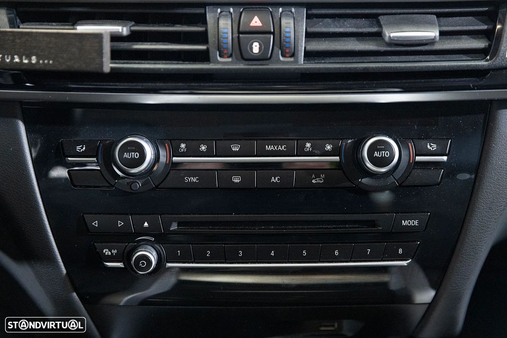 BMW X5 25 d sDrive Comfort 7L - 34