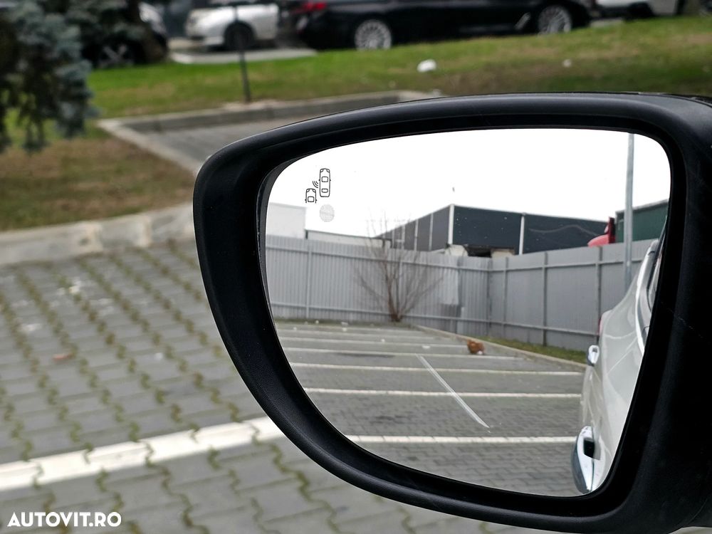 Nissan LEAF Tekna - 28