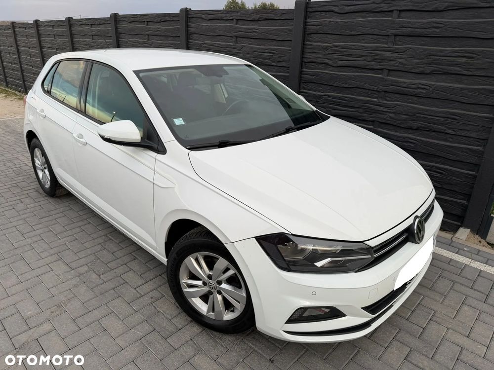 Volkswagen Polo 1.6 TDI SCR DSG Comfortline - 28