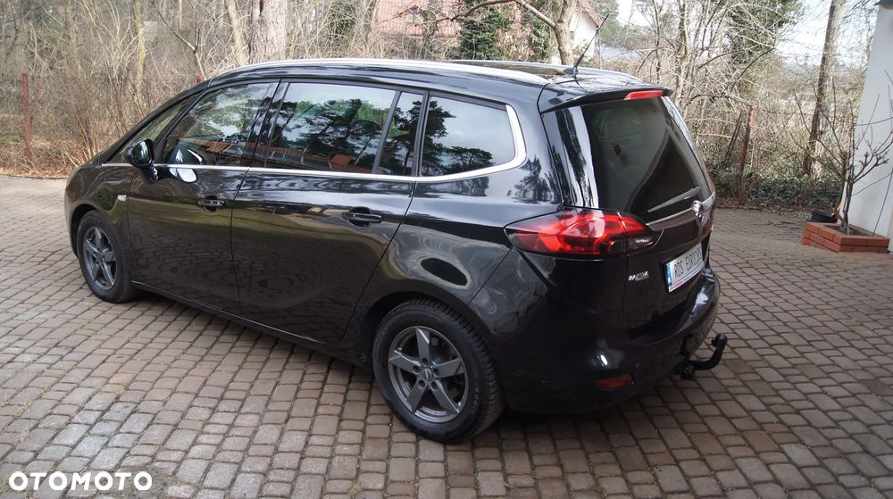 Opel Zafira - 9