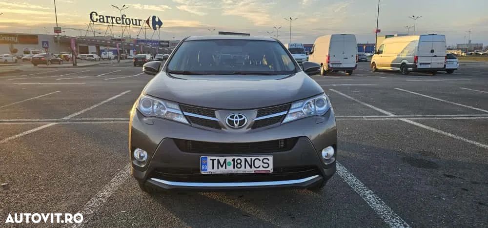 Toyota RAV4 2.2 D-4CAT 4WD Aut Executive - 2