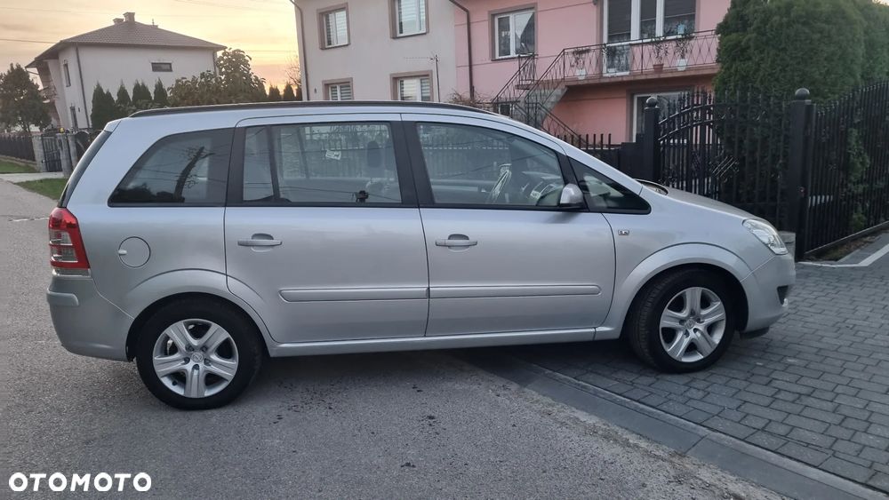 Opel Zafira 1.8 Easytronic Edition 111 Jahre - 13