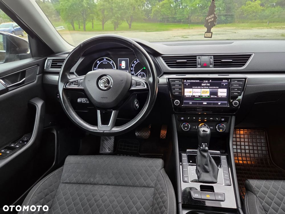 Skoda Superb 2.0 TDI Style DSG - 25