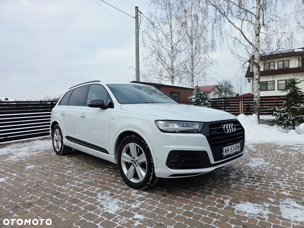 Audi Q7 - 1