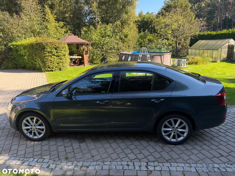 Skoda Octavia 2014 photo 3