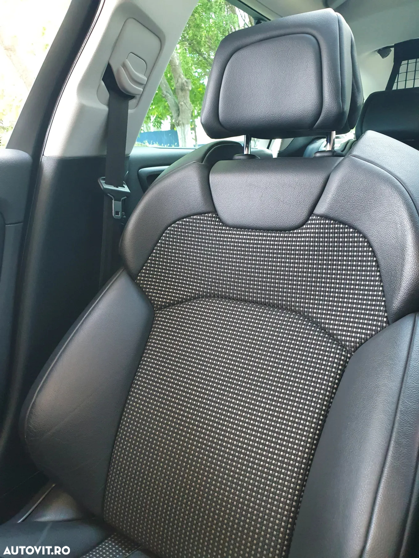 Citroën C5 Tourer 2.0 BlueHDi EAT6 H3+ Seduction - 13