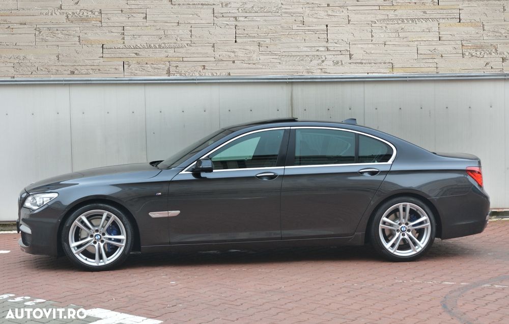 BMW Seria 7 740d xDrive - 14