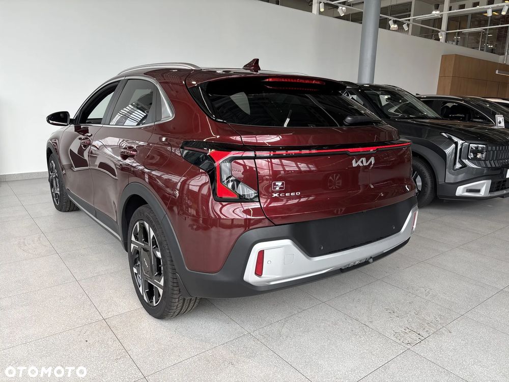 Kia XCeed 1.6 T-GDI Business Line DCT - 7
