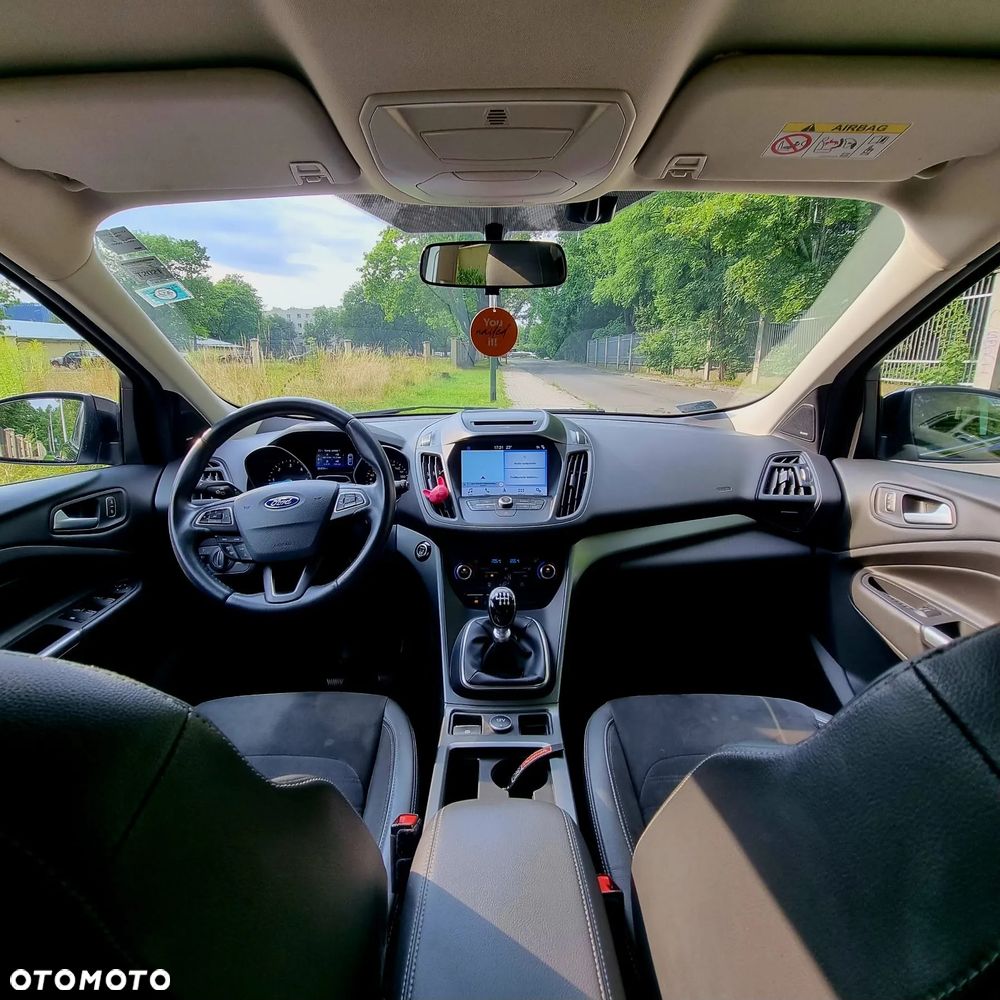 Ford Kuga ver-2-0-tdci-4x2-titanium - 14
