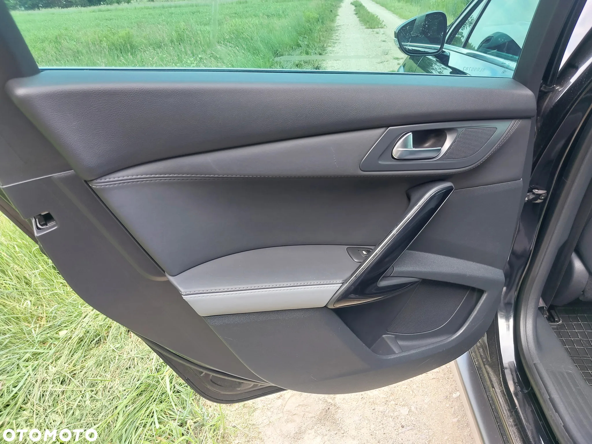 Peugeot 508 RXH 2.0 HDi HYbrid4 - 19