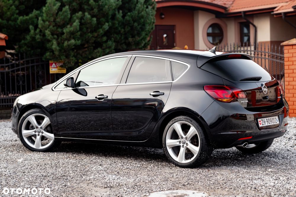 Opel Astra 1.6 Turbo Sport - 14