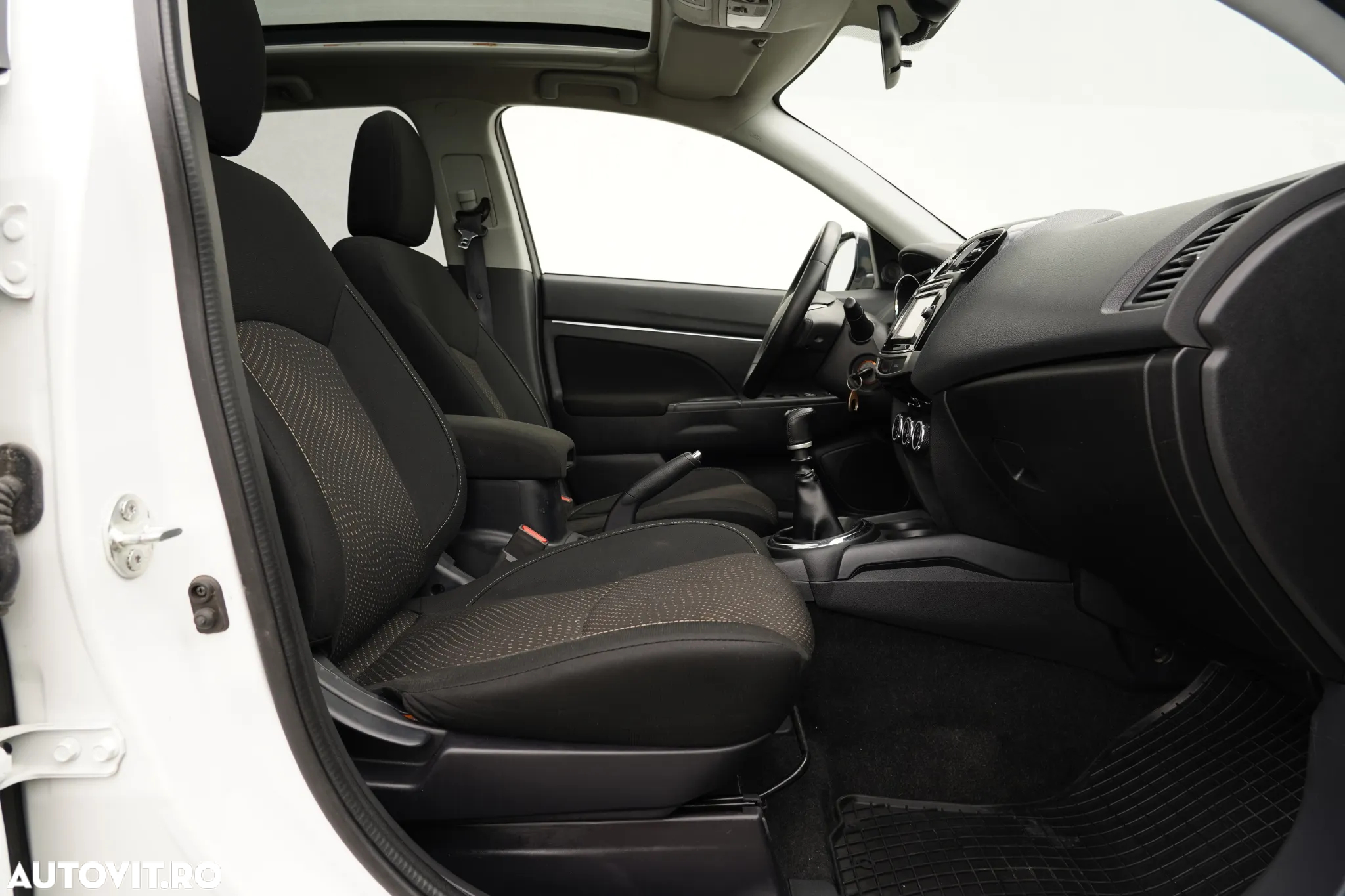 Mitsubishi ASX 1.8 DI-D 4WD Intense - 15