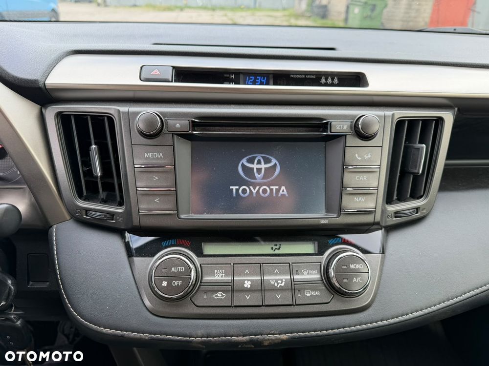 Toyota RAV4 2.0 D-4D Prestige 4x2 - 23
