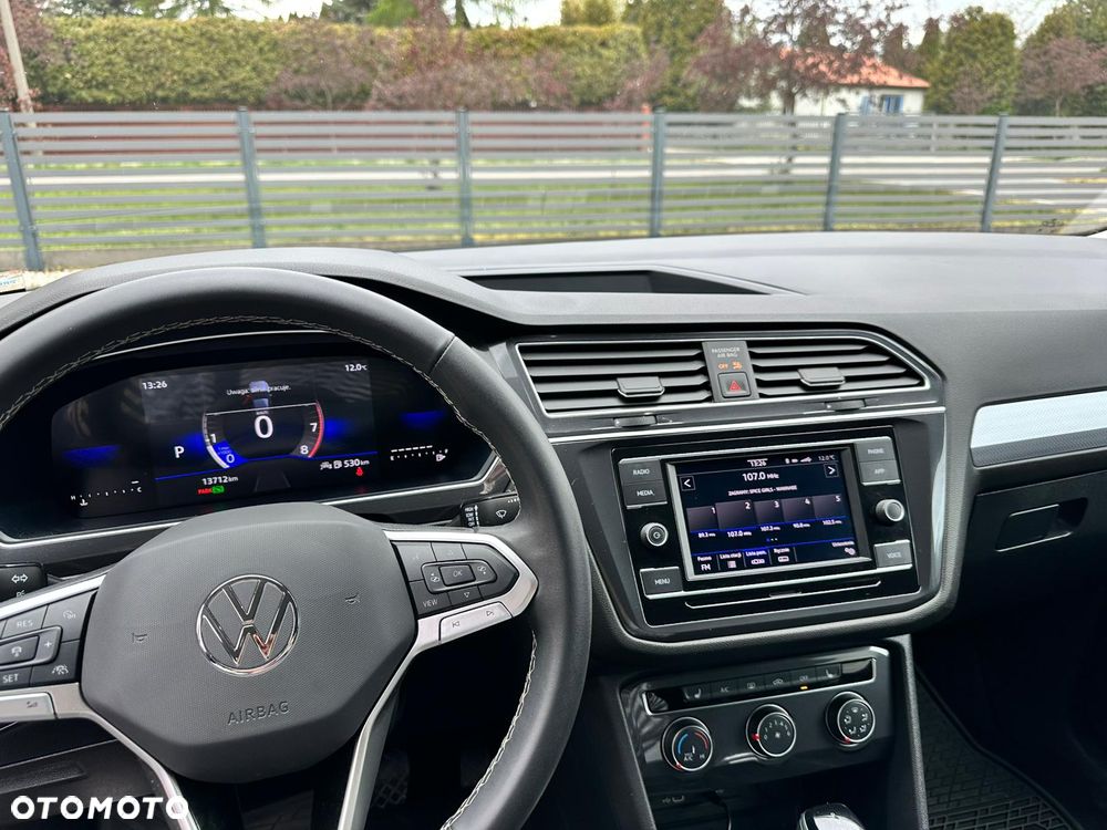 Volkswagen Tiguan - 9