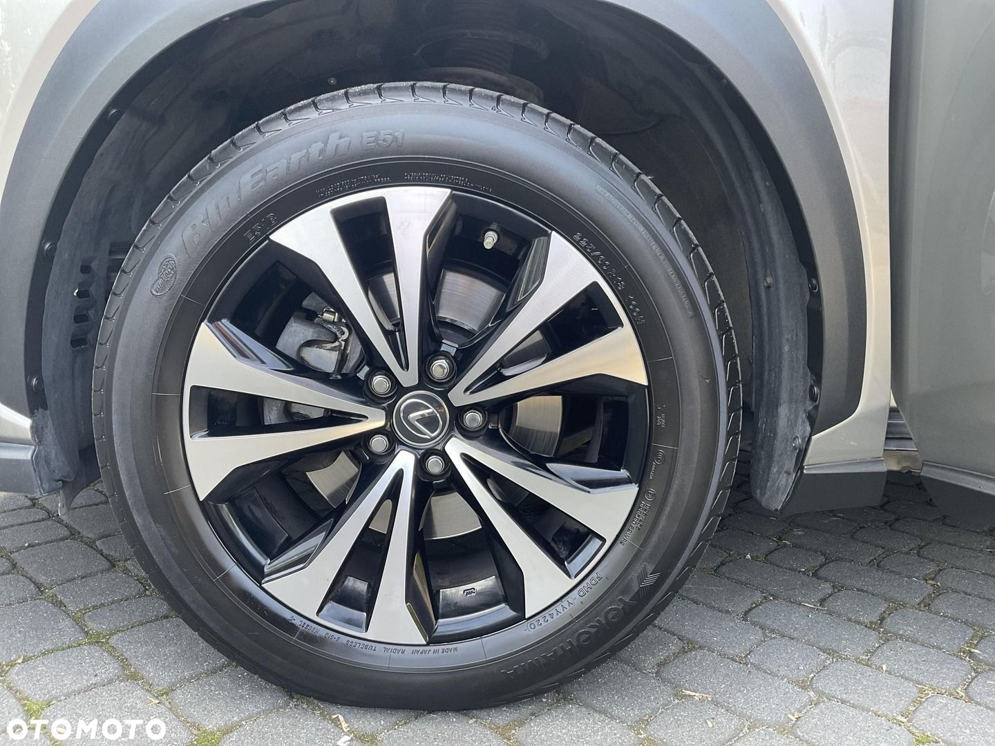 Lexus NX - 35