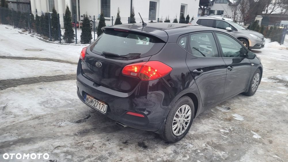 Kia Ceed - 6