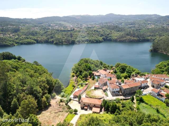 Quinta T3+2 com uma deslumbrante paisagem sobre o Rio Vouga - Grande imagem: 5/53