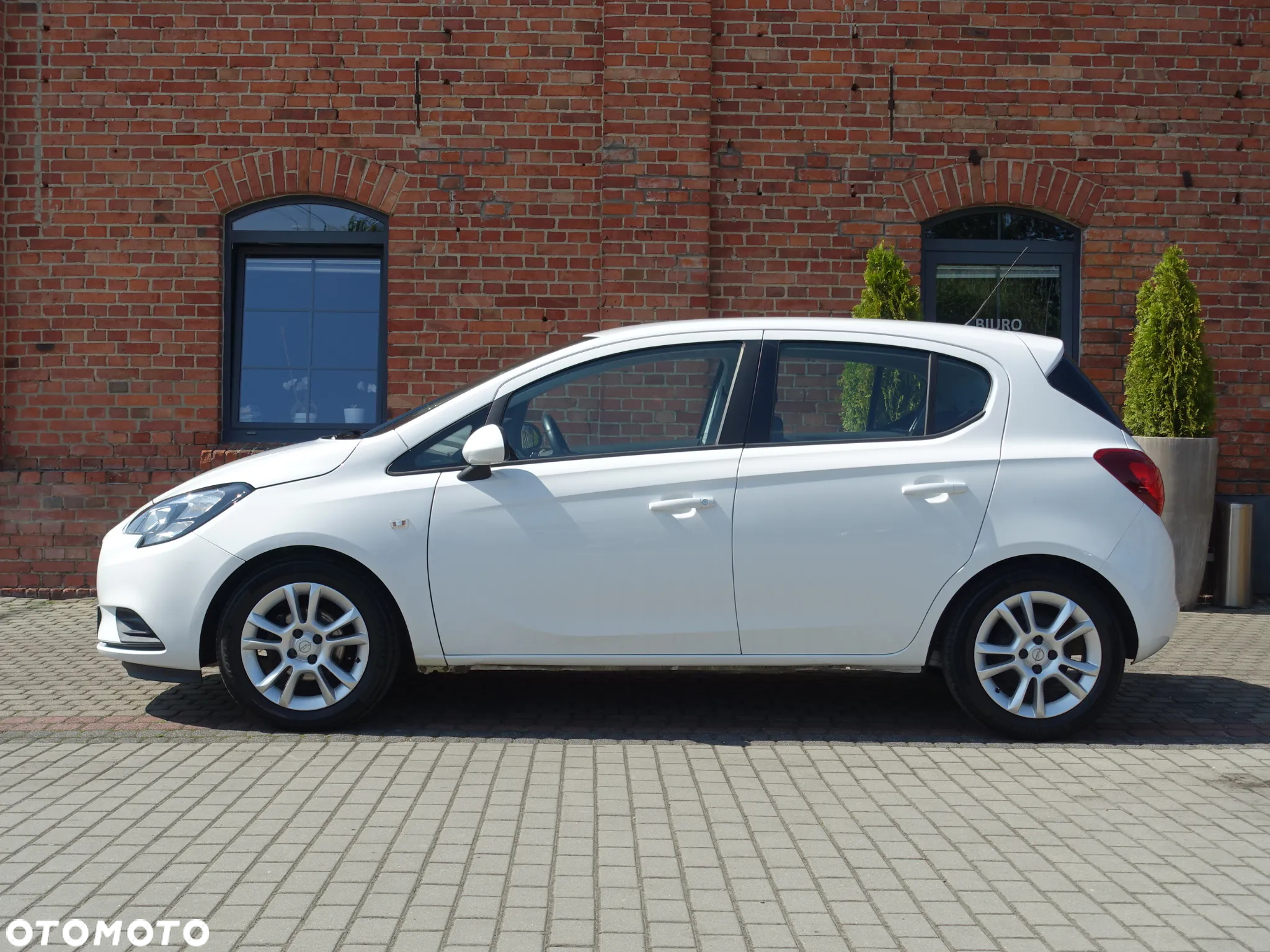 Opel Corsa 1.4 Enjoy - 2
