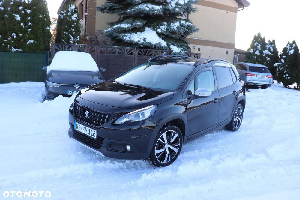 Peugeot 2008 PureTech 130 EAT8 GT Exclusive - 18