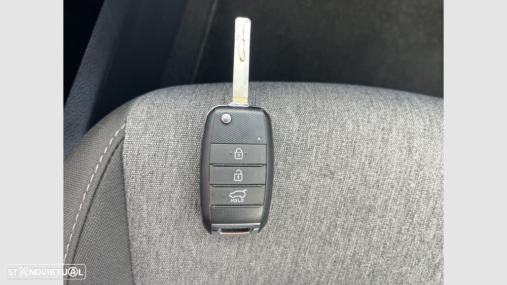 Kia Stonic 1.2 MPi Vibe - 17