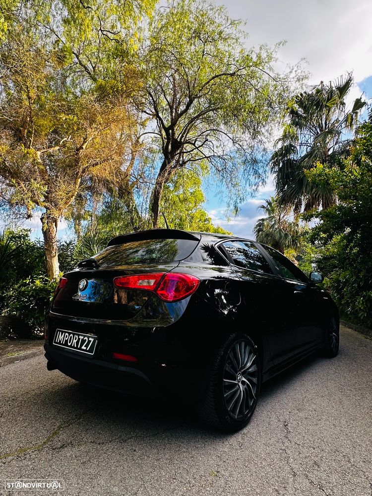 Alfa Romeo Giulietta 1.6 JTDM 16V Sport - 16