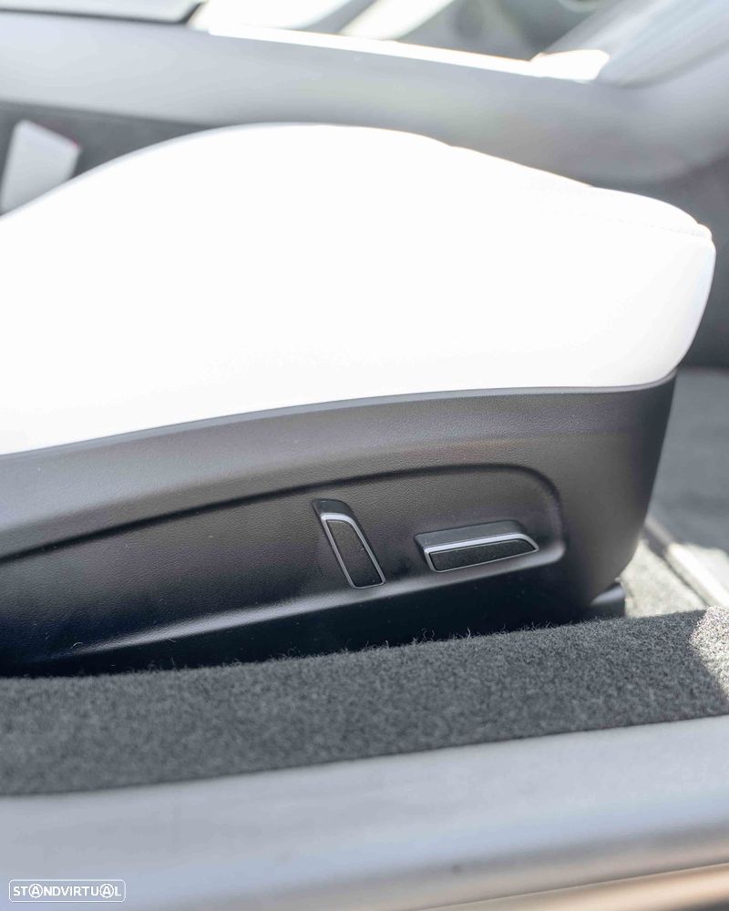 Tesla Model 3 Long Range Tração Integral - 33