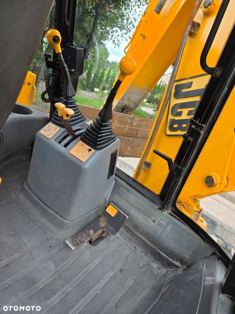 JCB 3CX - 20