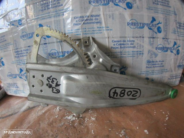 Elevador Sem Motor Elevsm2084 TOYOTA AURIS 1 FASE 1 2009 2.0 D4D 126CV 5P AZUL TD TOYOTA AURIS 1 FASE 1 2007 1.6I 125CV 5P PRETO TD - 2