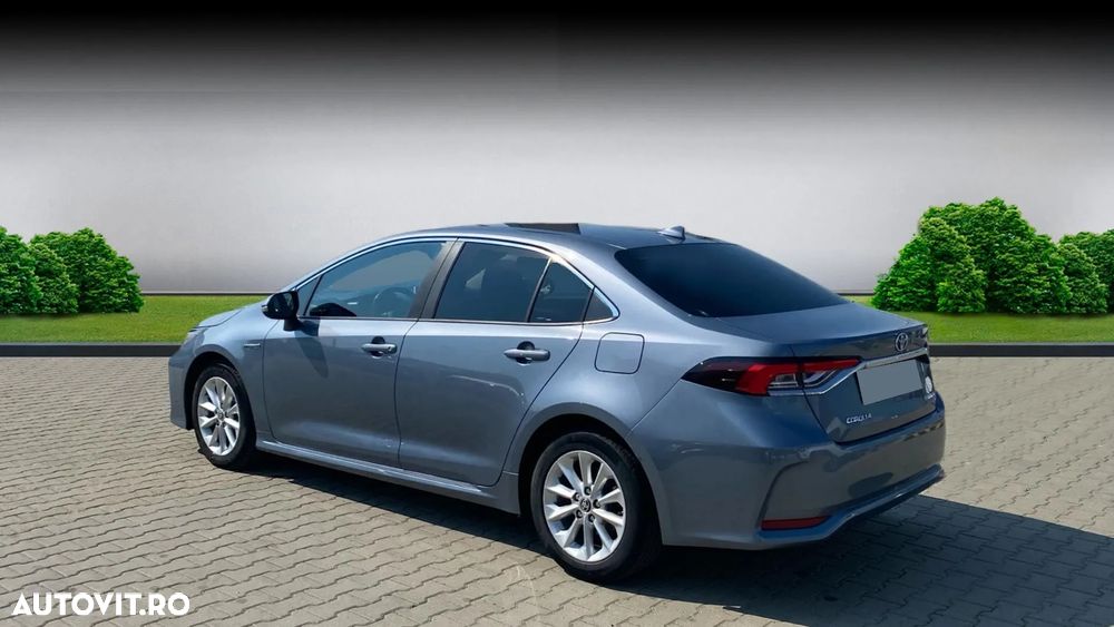 Toyota Corolla 1.8 HSD Dynamic - 3