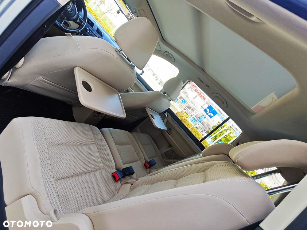 Volkswagen Touran 2.0 TDI Highline - 32