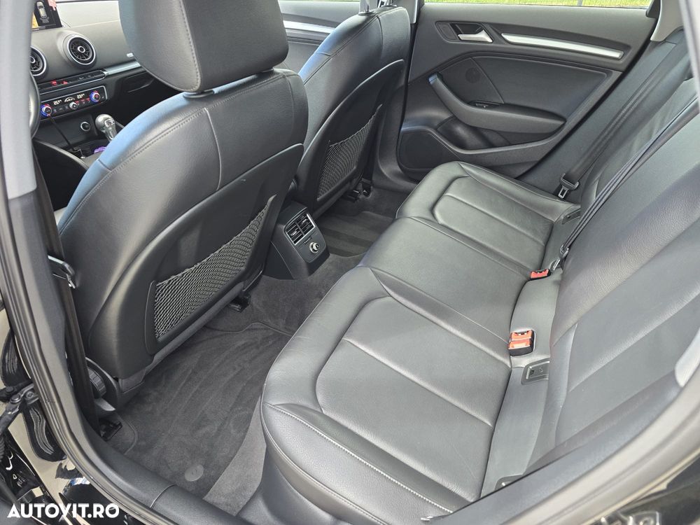 Audi A3 30 TDI ack S tronic sport - 13