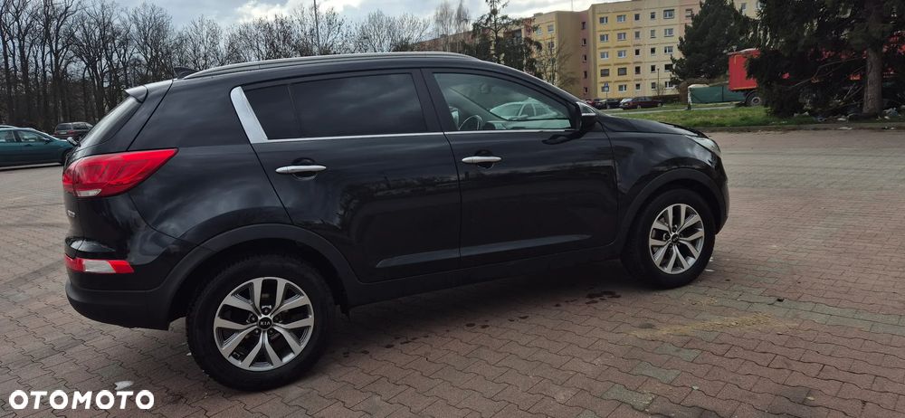 Kia Sportage 1.7 CRDI 2WD Dream-Team Edition - 6