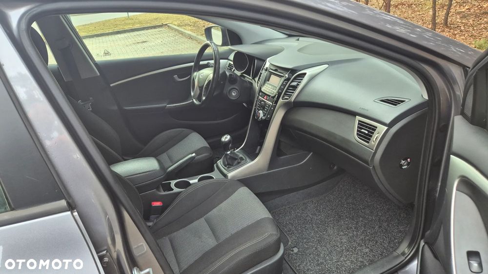 Hyundai i30 1.4 Classic + - 23