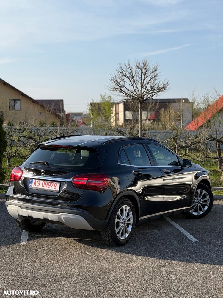 Mercedes-Benz GLA 200 d 7G-DCT UrbanStyle Edition - 4
