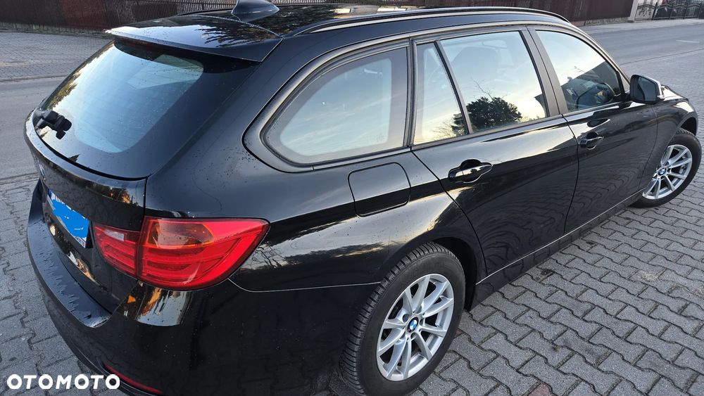 BMW Seria 3 320d - 4