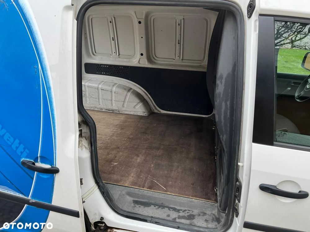 Volkswagen Caddy - 12
