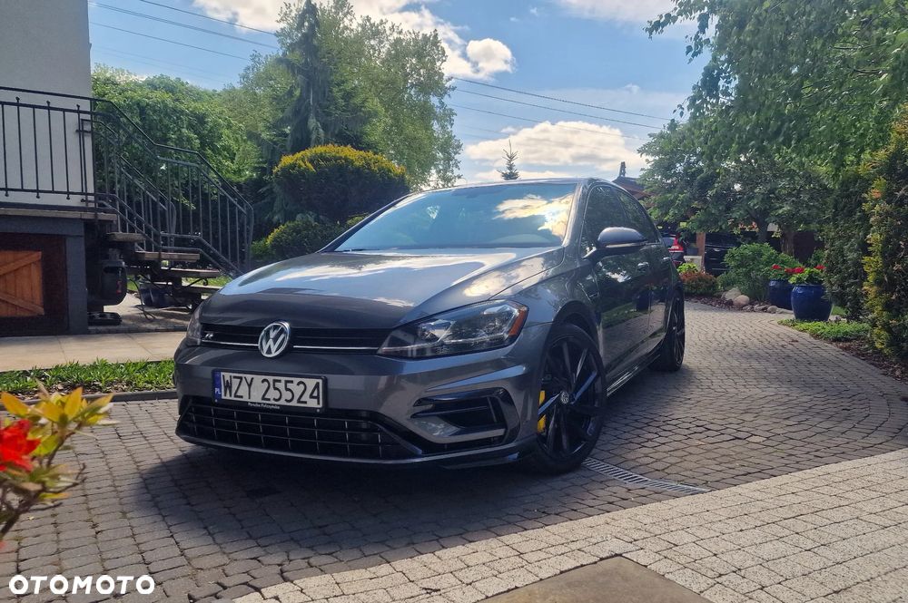 Volkswagen Golf - 4