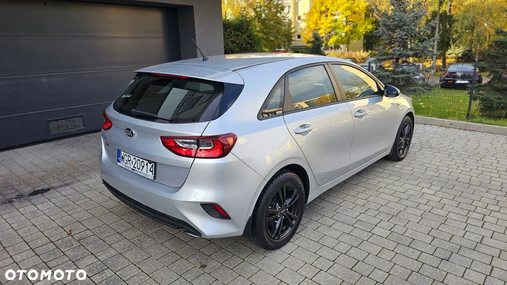 Kia Ceed 1.6 CRDi SCR M - 4