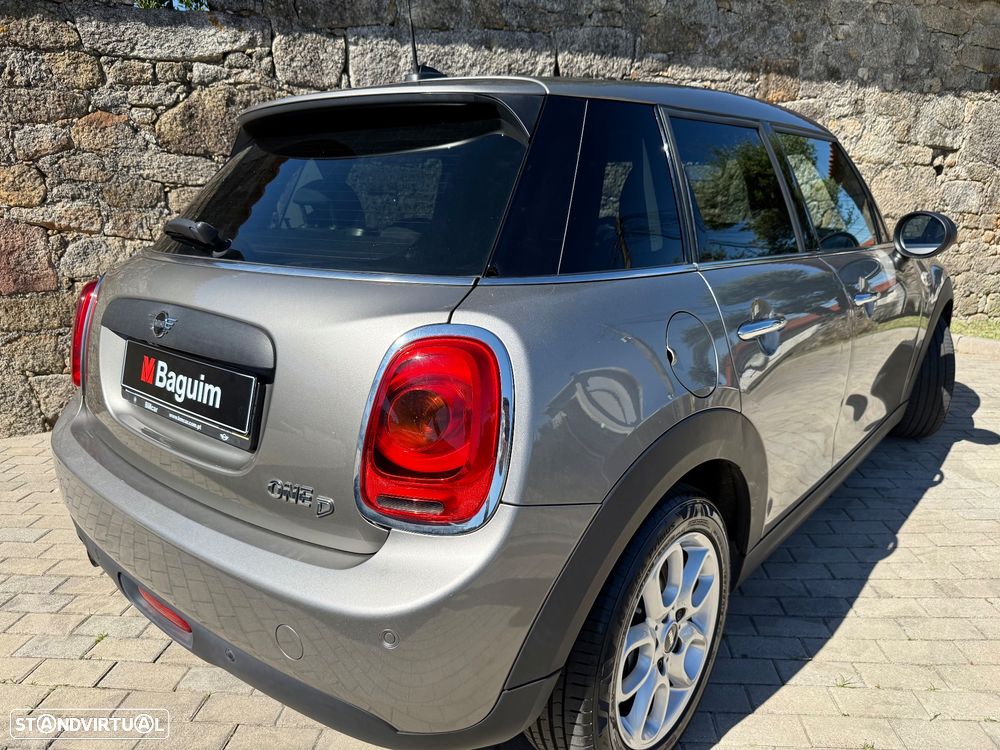 MINI 5 Portas One D - 11