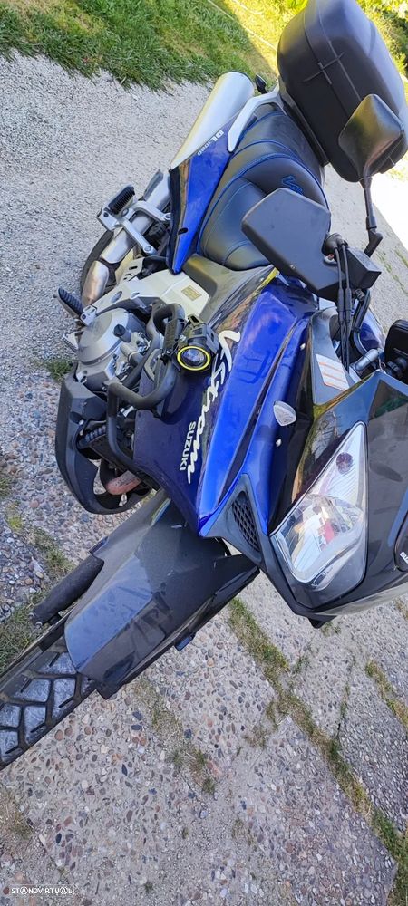 Suzuki v-strom DL - 4